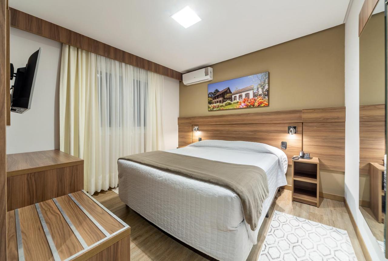Hotel Fioreze Centro Грамаду Экстерьер фото