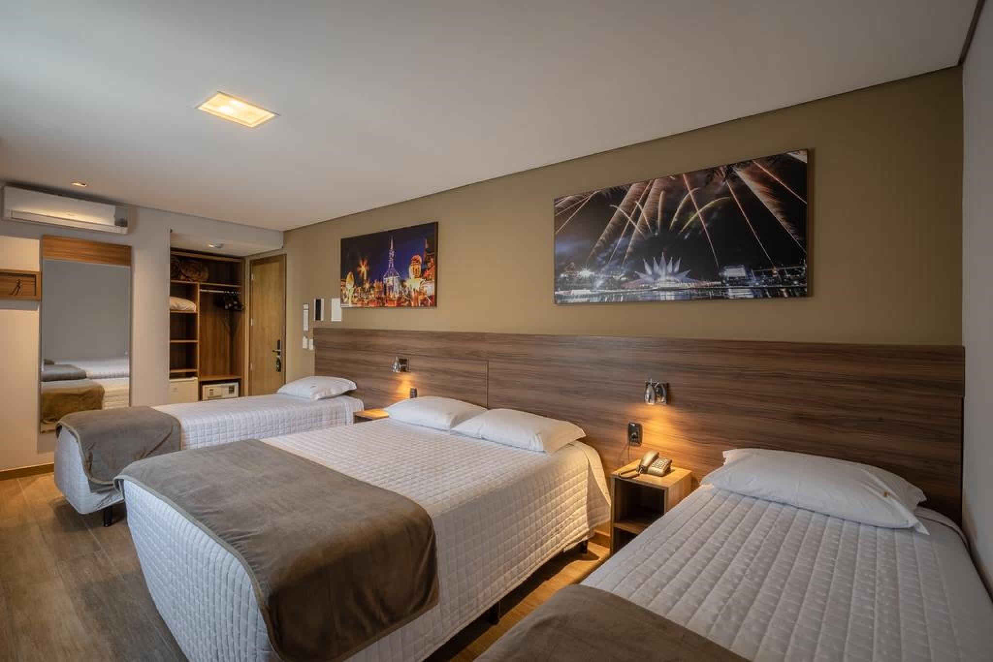 Hotel Fioreze Centro Грамаду Экстерьер фото